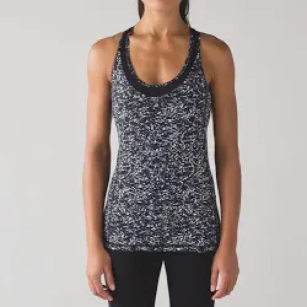 Lululemon Deep Breath Tank Iced Wave White Black tank top size 4